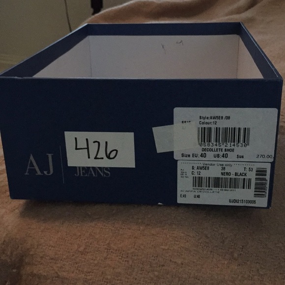 Shoes - Picture 3 of 5